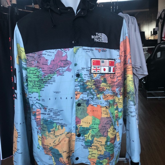 Supreme Northface Expedition size XL